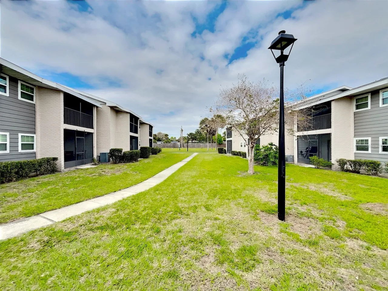 865 SKY LAKE CIRCLE D, Orlando, FL 32809