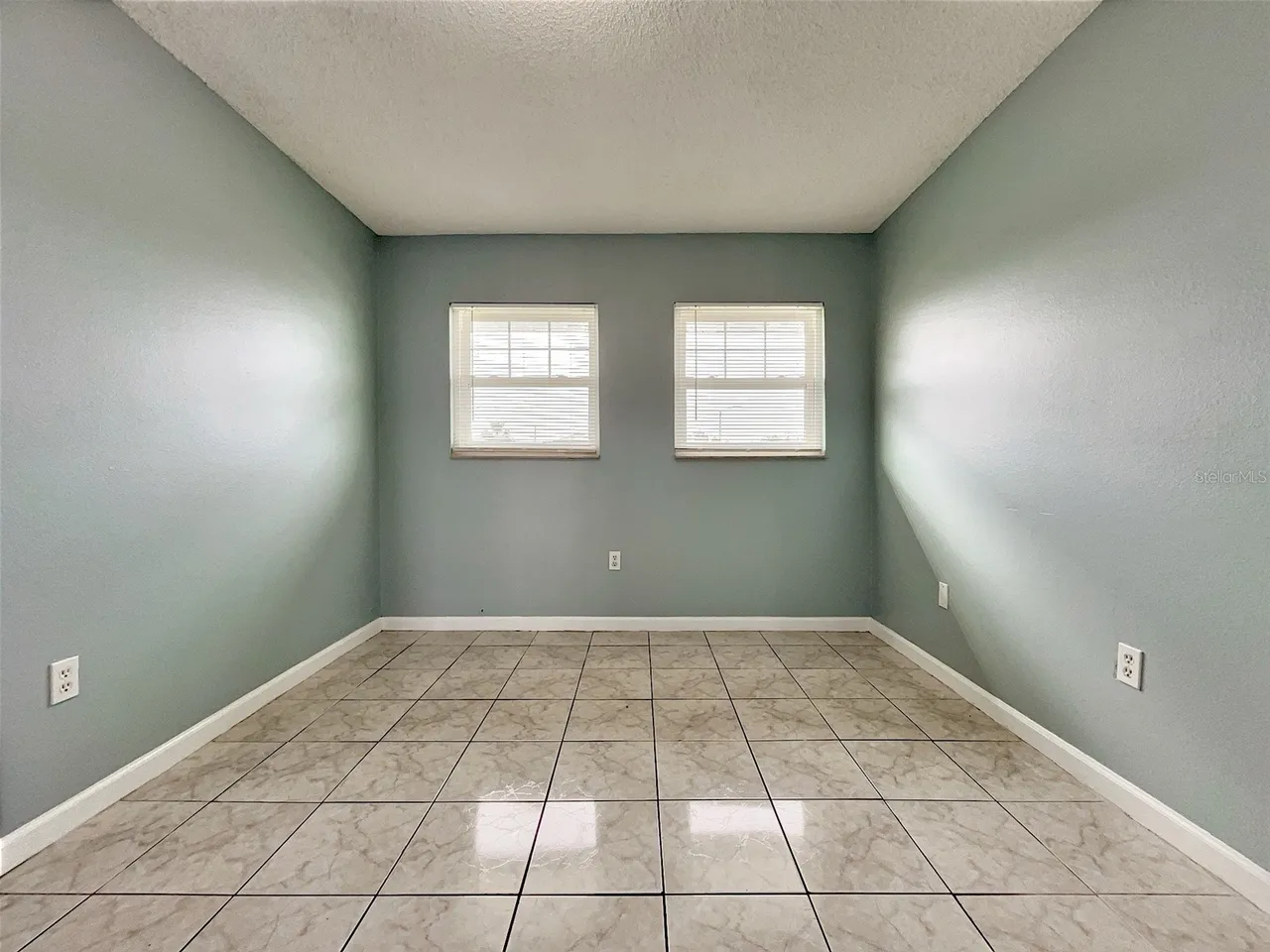 865 SKY LAKE CIRCLE D, Orlando, FL 32809