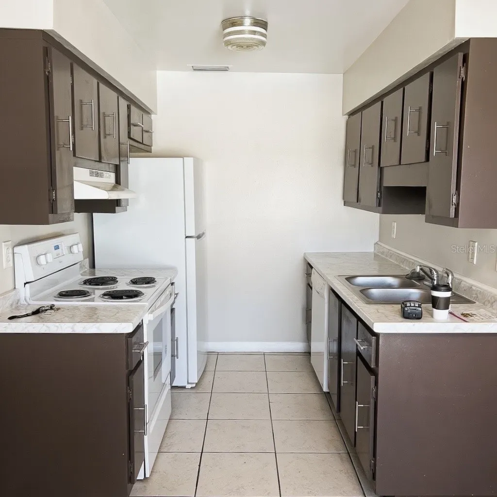 5200 CURRY FORD ROAD 102, Orlando, FL 32812