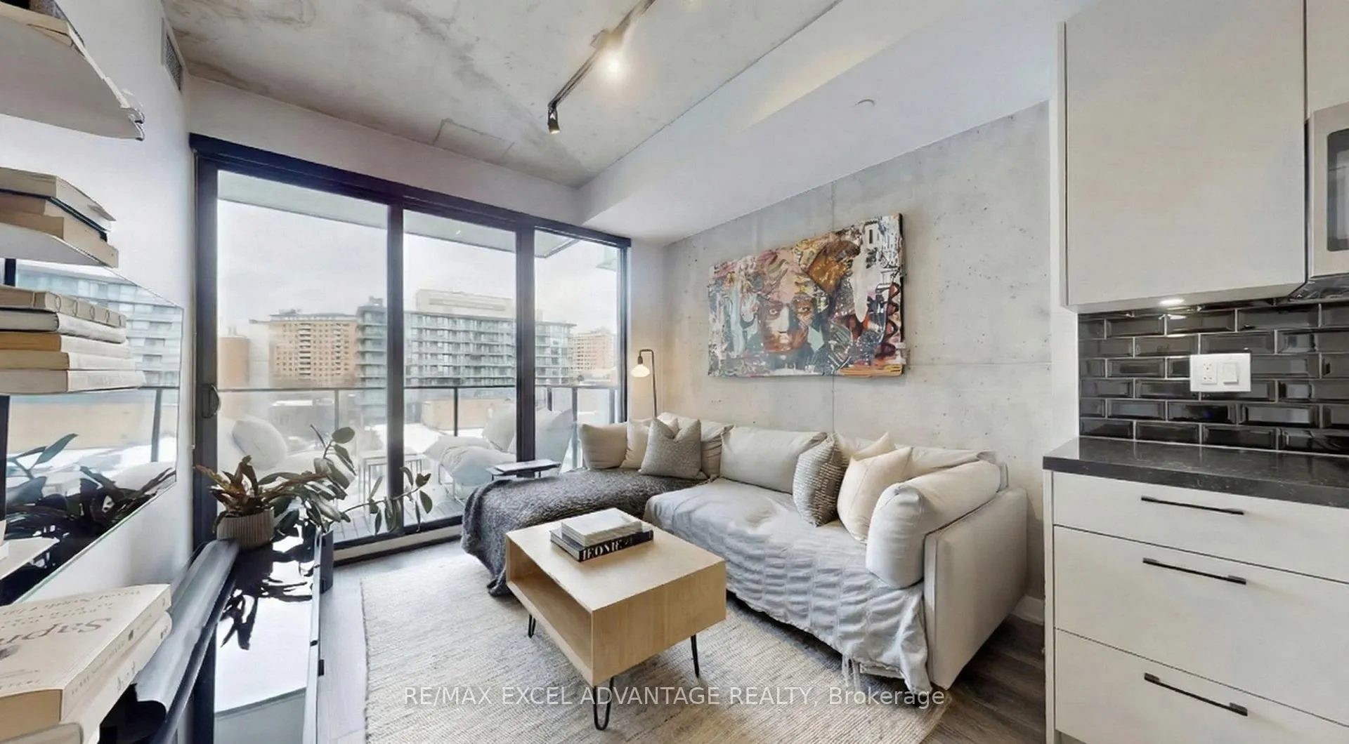 55 Ontario Street 602, Toronto, ON M5A 0T8