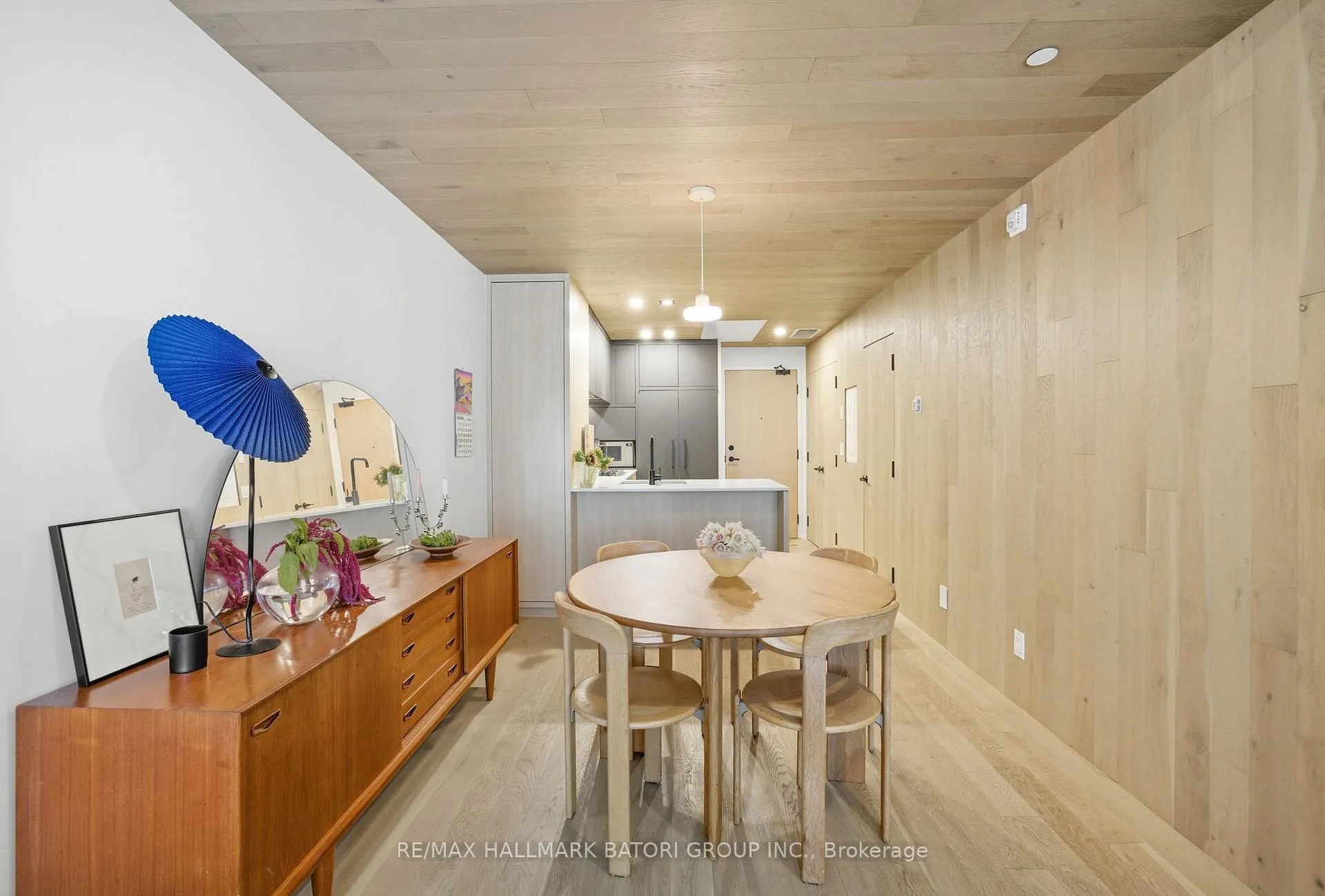 45 Dovercourt Road 301, Toronto, ON M6J 3C2