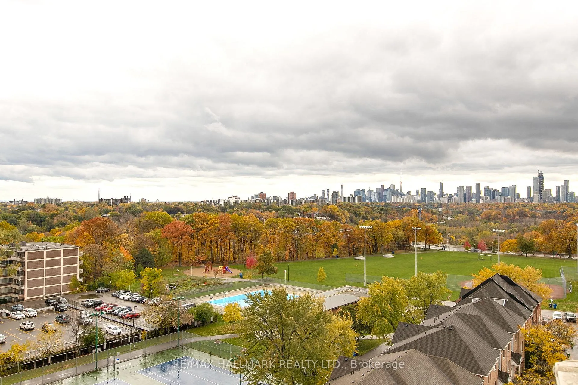 21 Overlea Boulevard 1103, Toronto, ON M4H 1P2