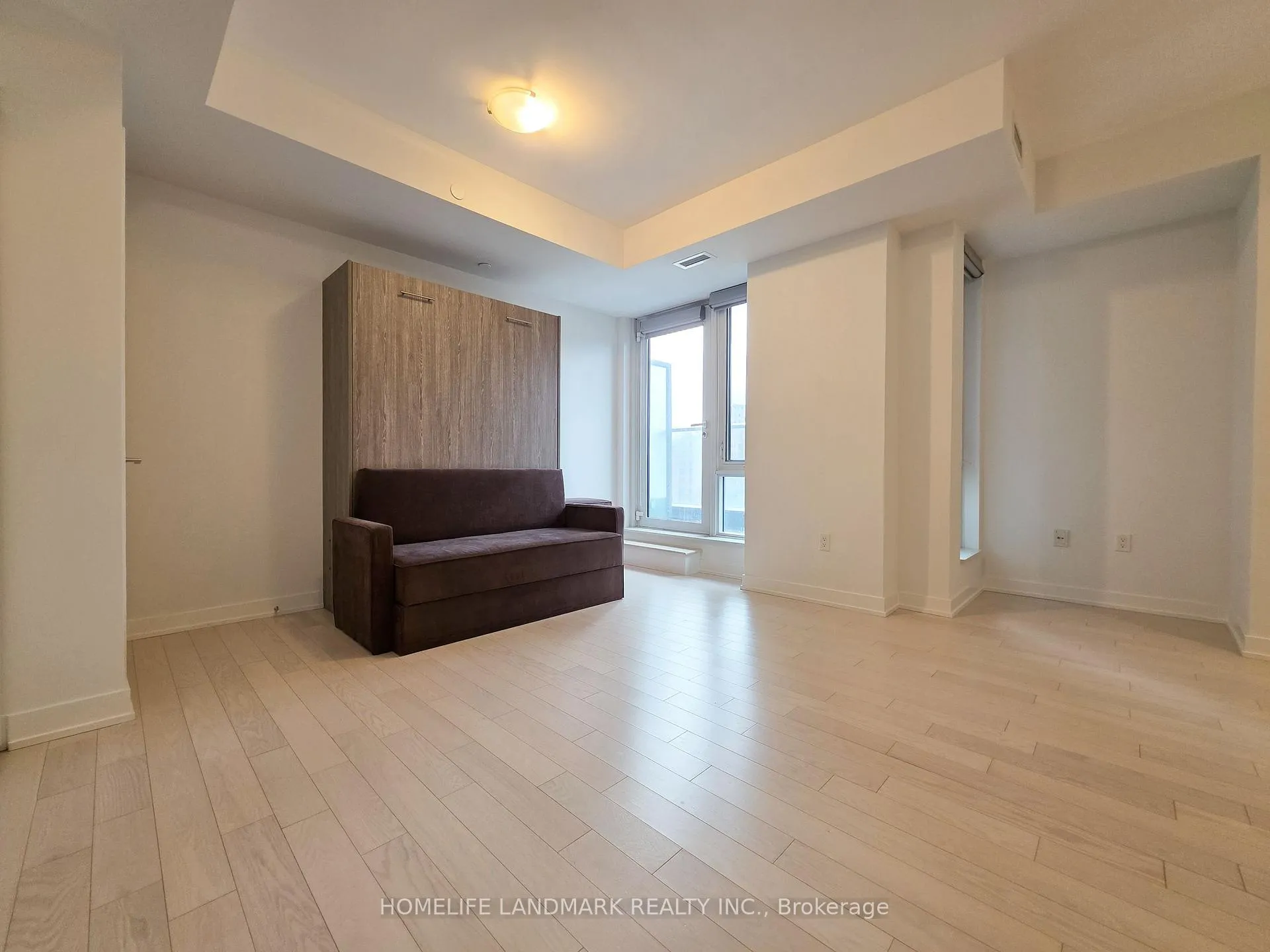 330 Richmond Street W 605, Toronto, ON M5V 0M4