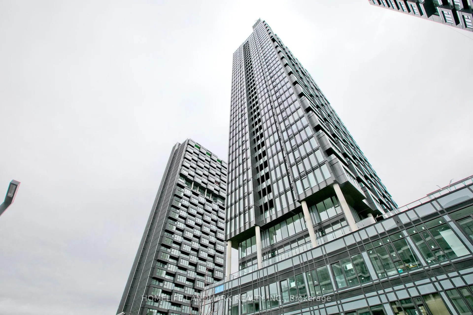 1 Quarringrton Lane, Toronto C13, ON M3C 0S6