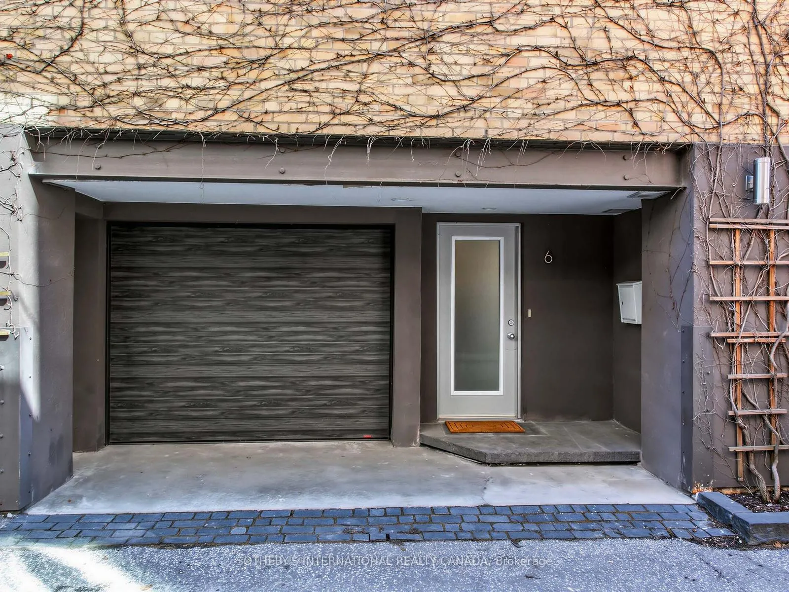 62 Claremont Street 6, Toronto C01, ON M6J 2M5