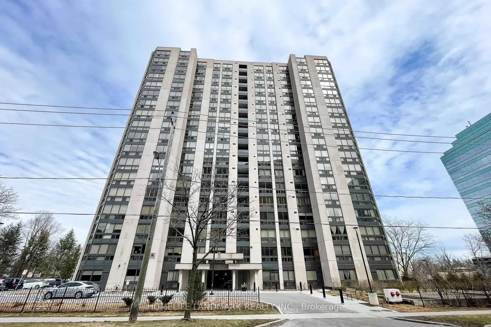 5 Kenneth Avenue 608, Toronto C14, ON M2N 6M7