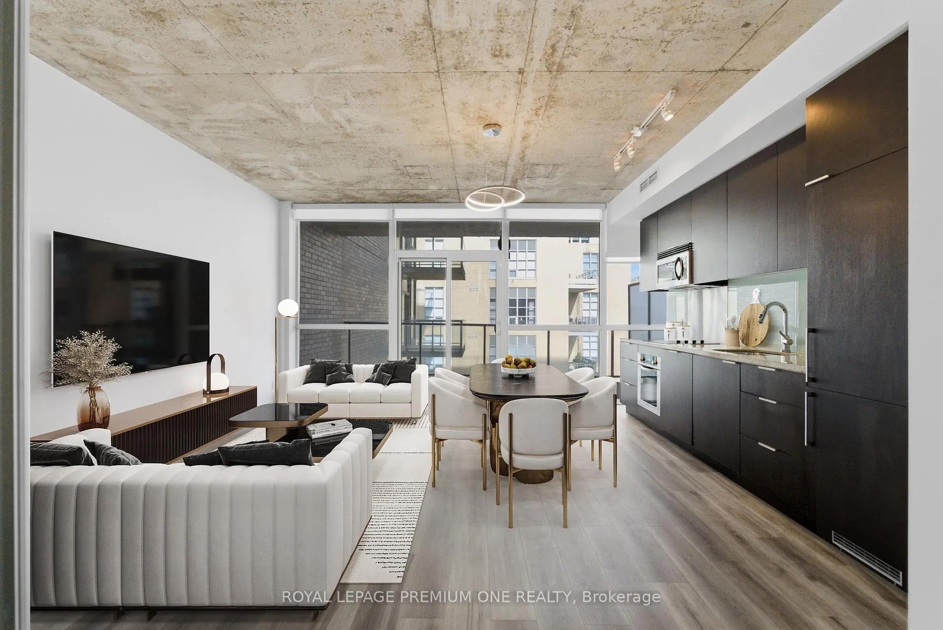 478 King Street W 902, Toronto C01, ON M5V 0A8