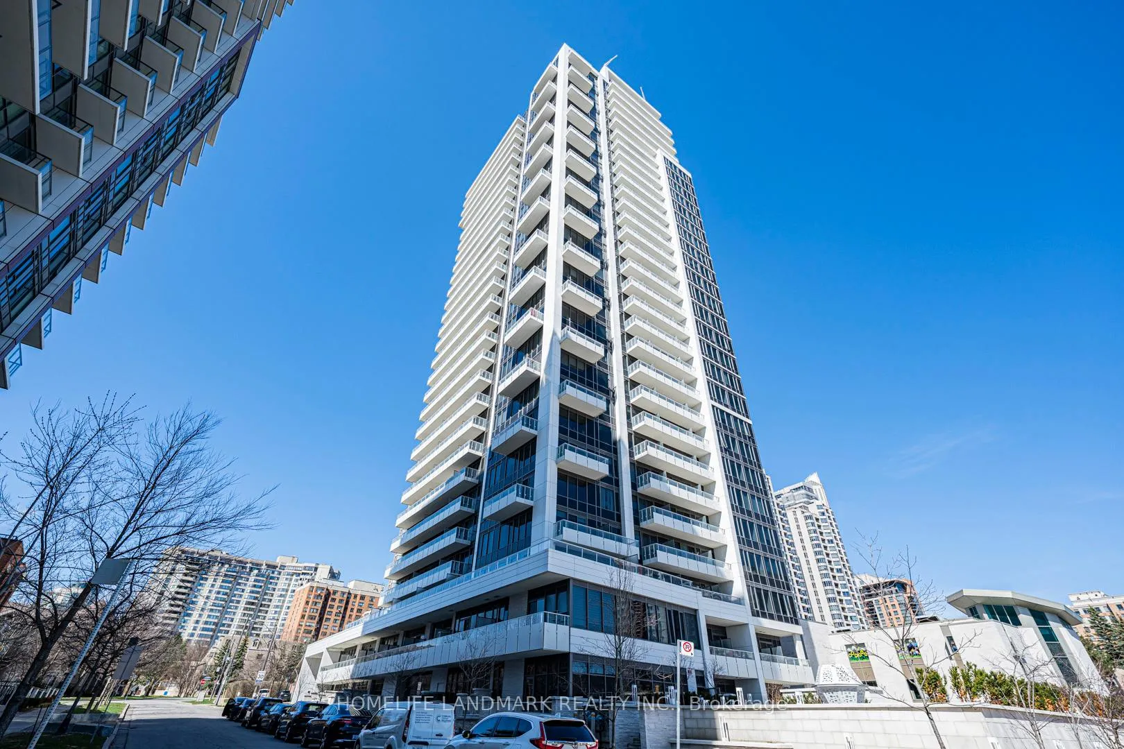 75 Canterbury Place 1515, Toronto C07, ON M2N 0H8