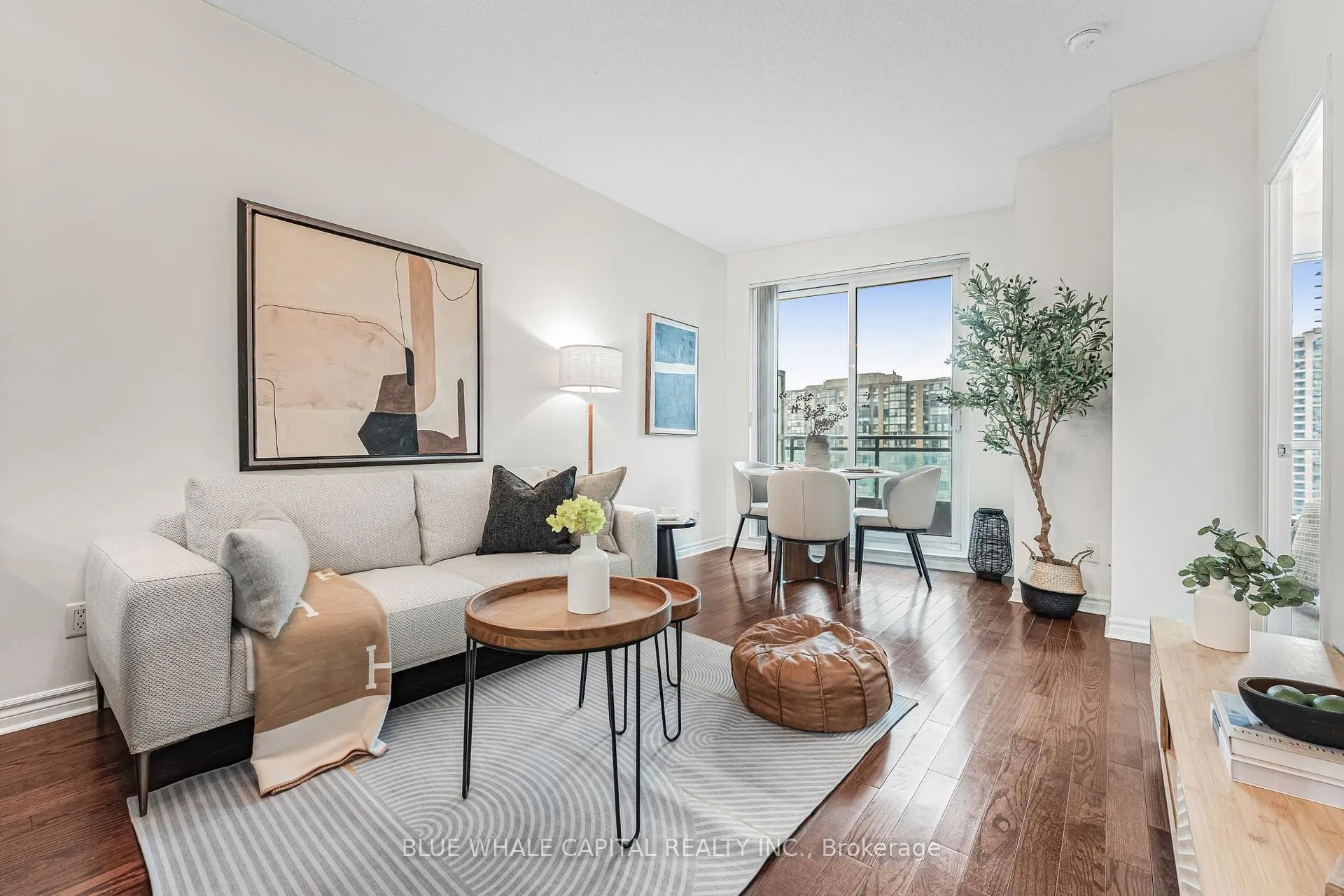 18 Holmes Avenue 907, Toronto C14, ON M2N 0E1