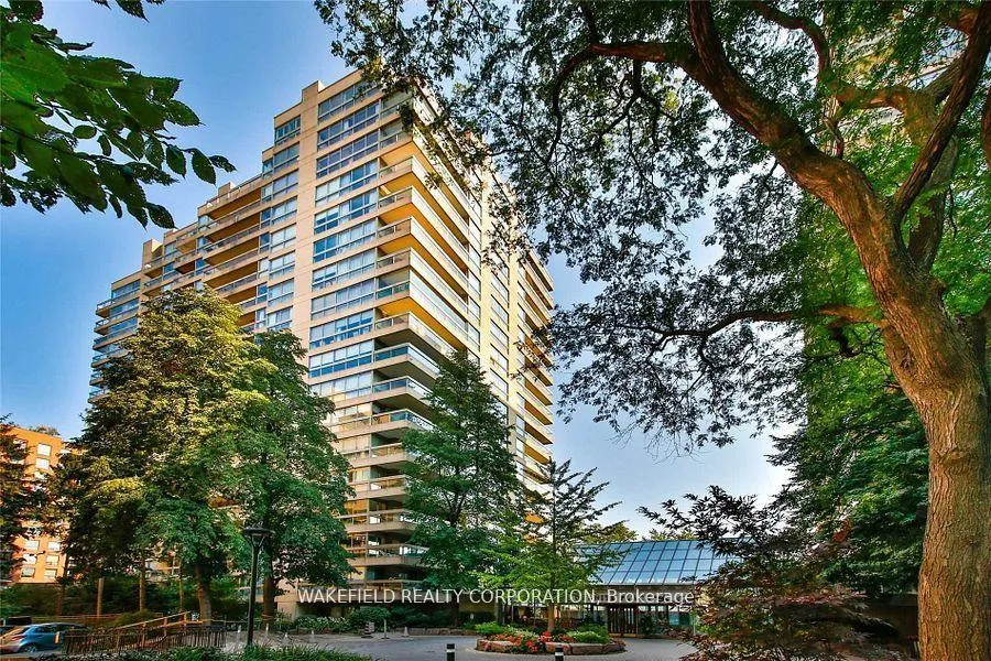 61 St Clair Avenue W 505, Toronto C02, ON M4V 2Y8