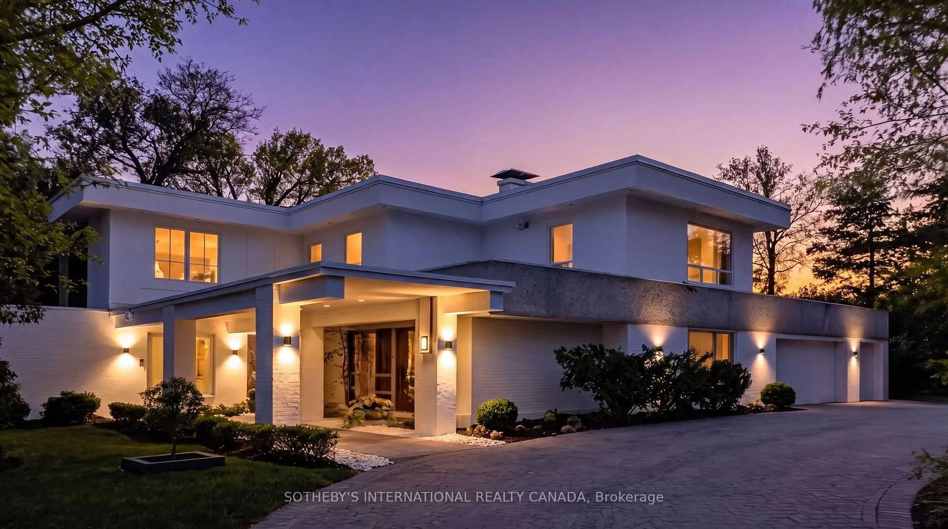 39 Burton Road, Toronto C03, ON M5P 1V1