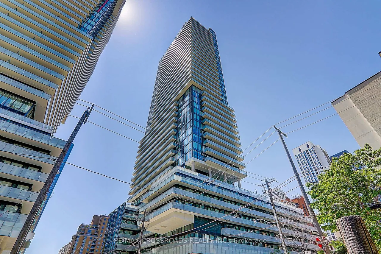 161 Roehampton Avenue, Toronto C10, ON M4P 0C8