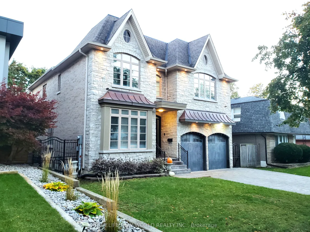 29 Threadneedle Crescent, Toronto C15, ON M2H 1Z5