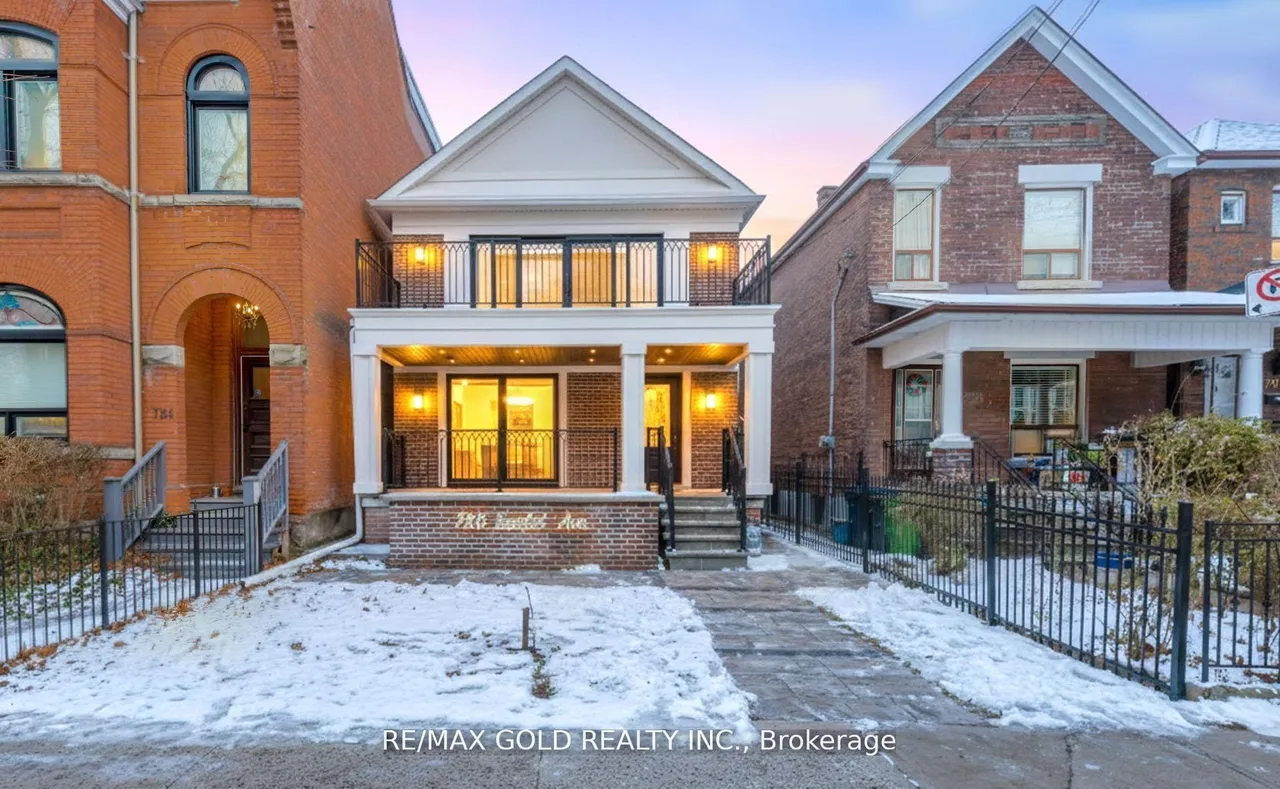 786 Euclid Avenue, Toronto C02, ON M6G 2V4