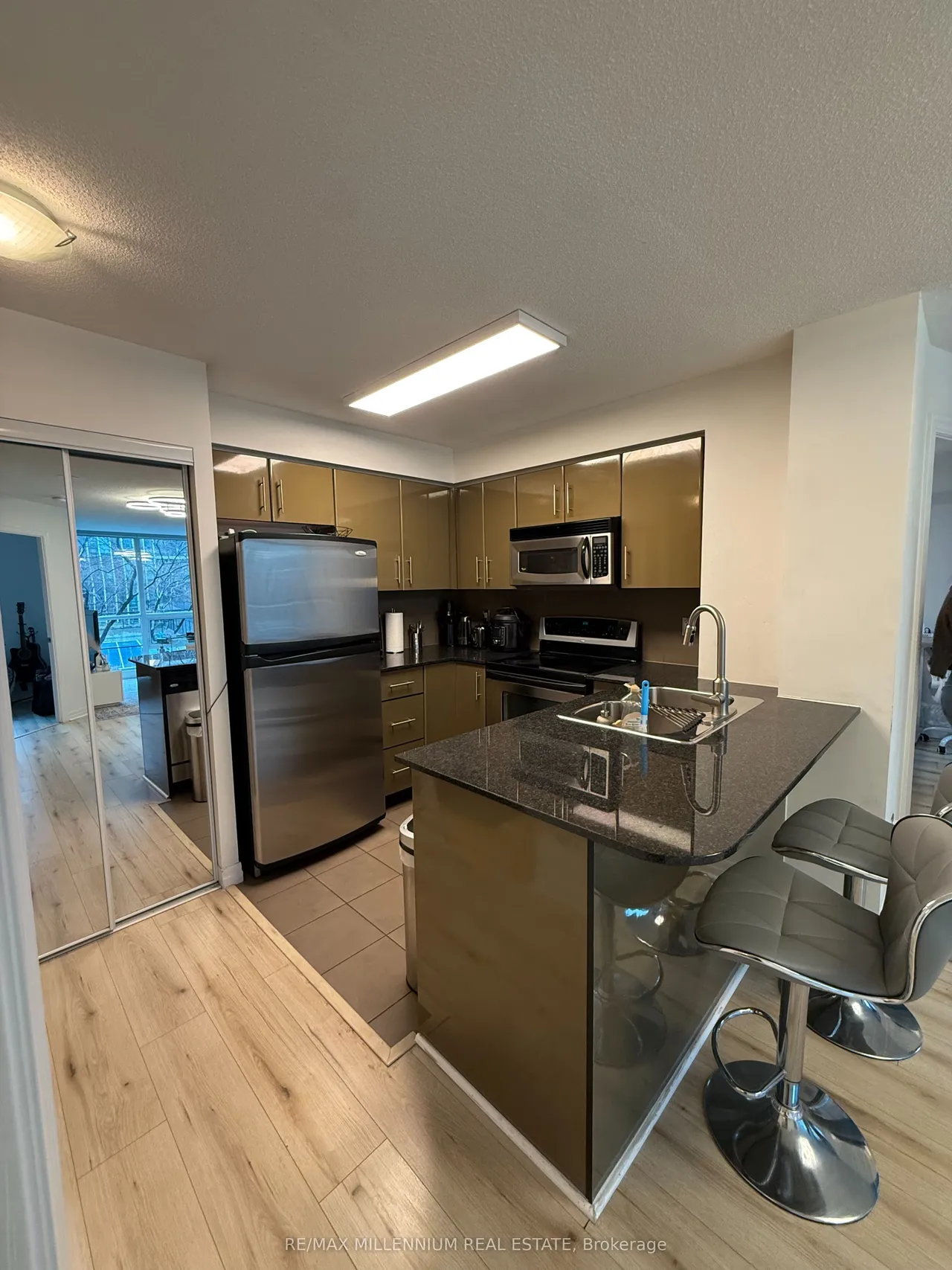 16 Yonge Street 601, Toronto C01, ON M5E 2A1