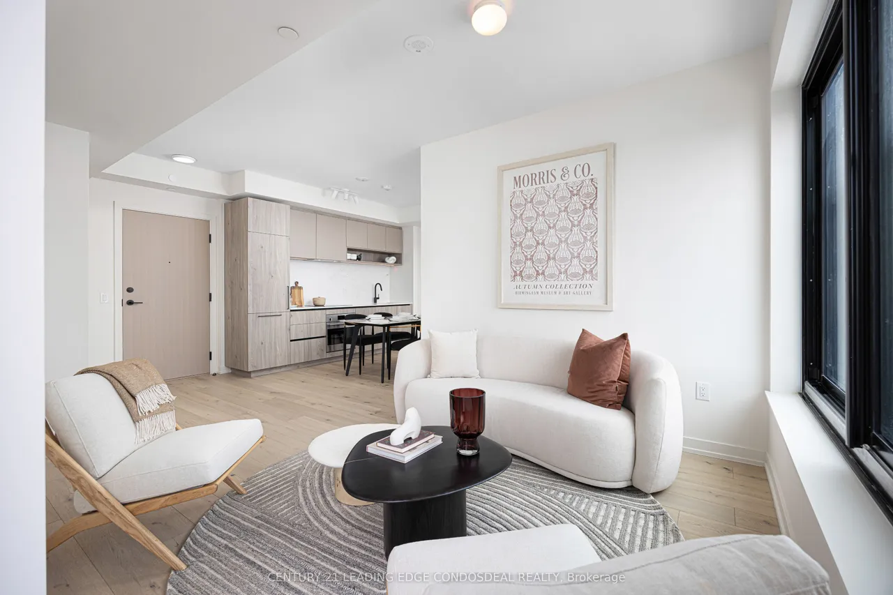 181 Sterling Road 1402, Toronto, ON M6R 2B2