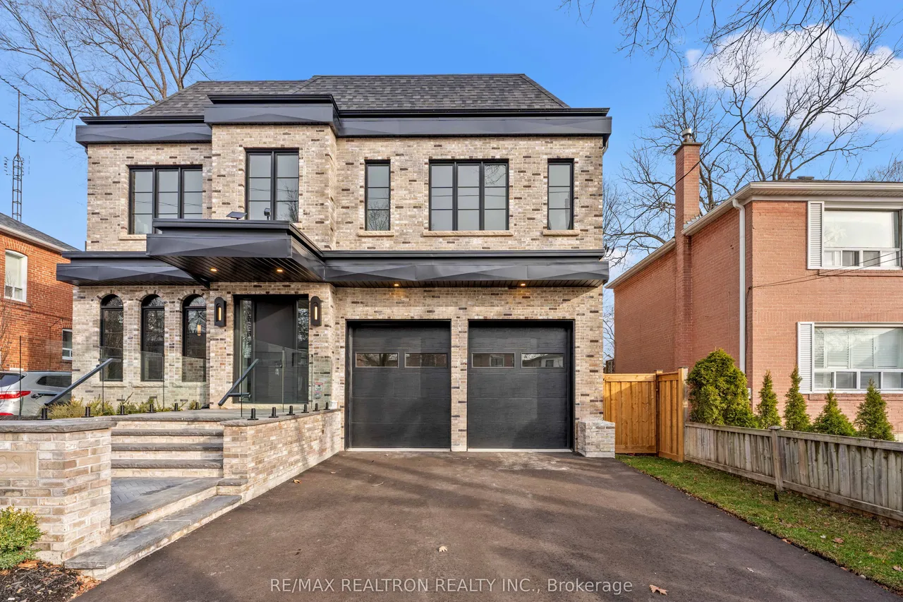 38 Ridgevale Drive, Toronto, ON M6A 1K8