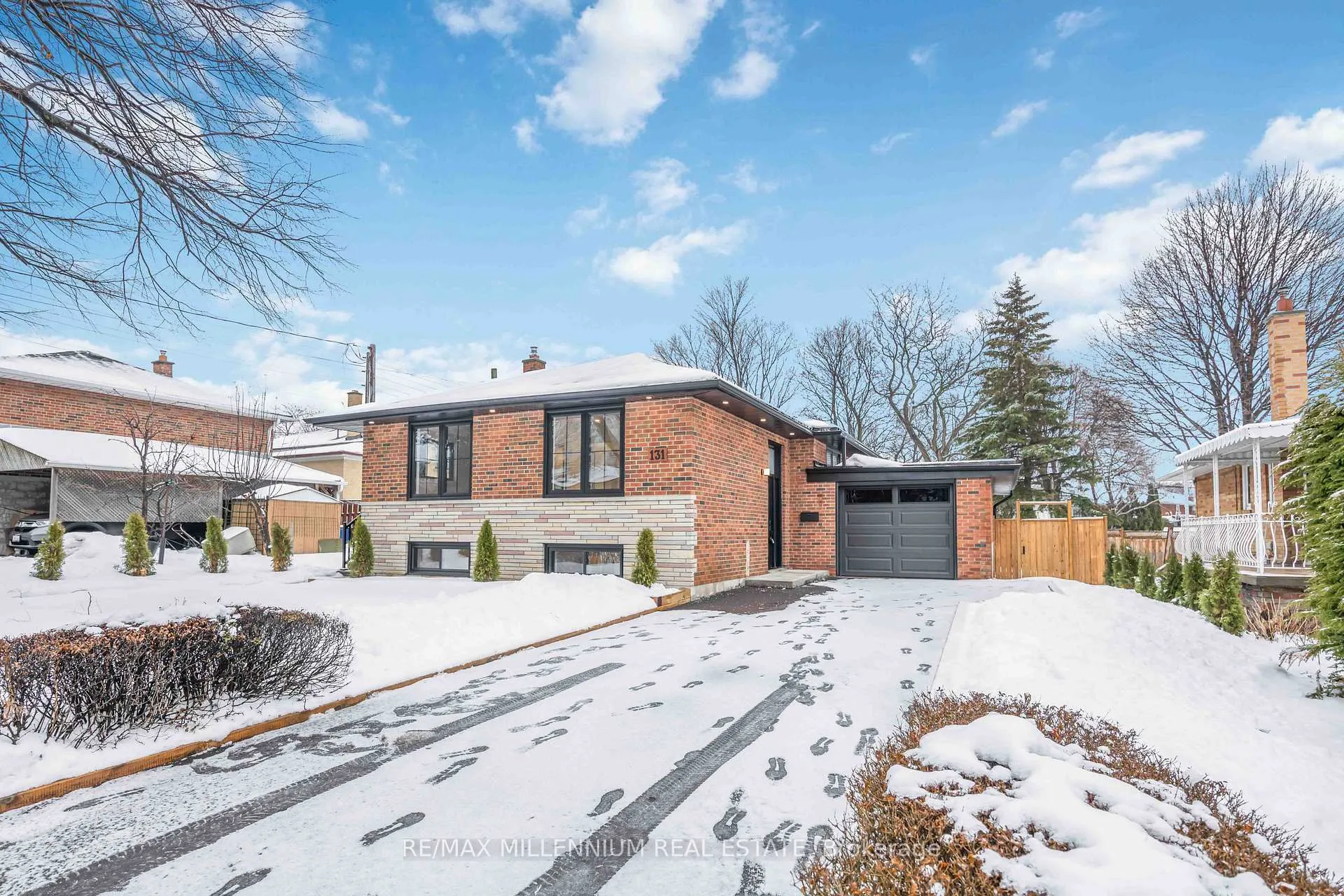 131 Applefield Drive, Toronto, ON M1P 3Y5
