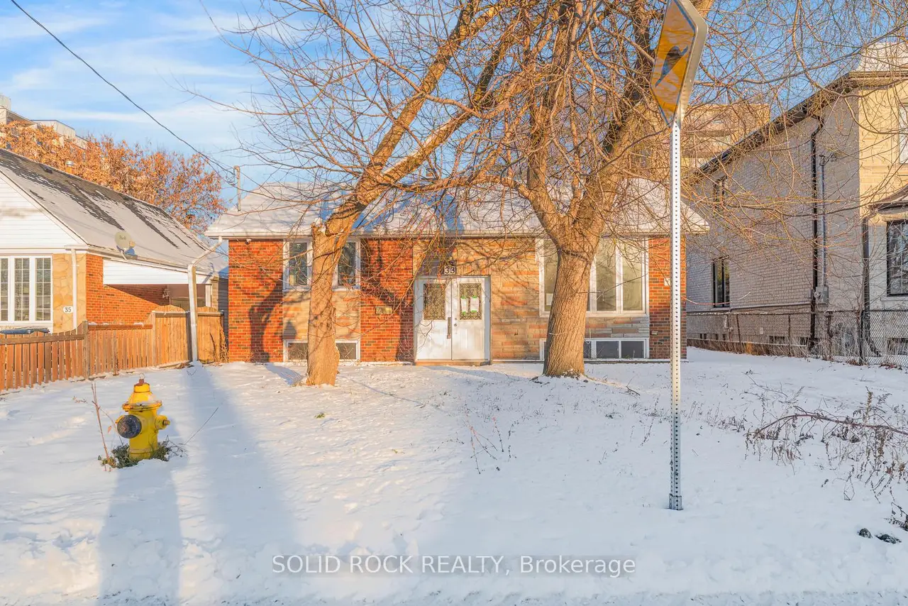 33 Elfreda Boulevard, Toronto, ON M1L 4L5
