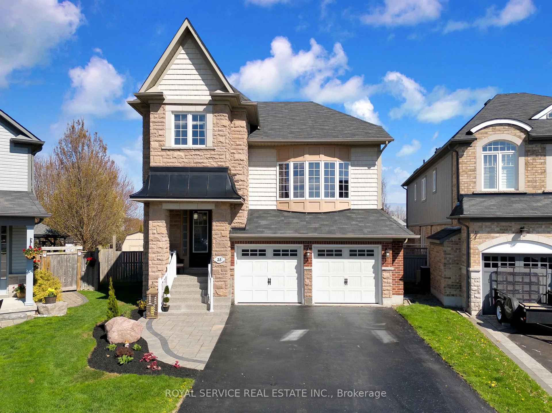 35 Alldread Crescent, Clarington, ON L1B 0C2