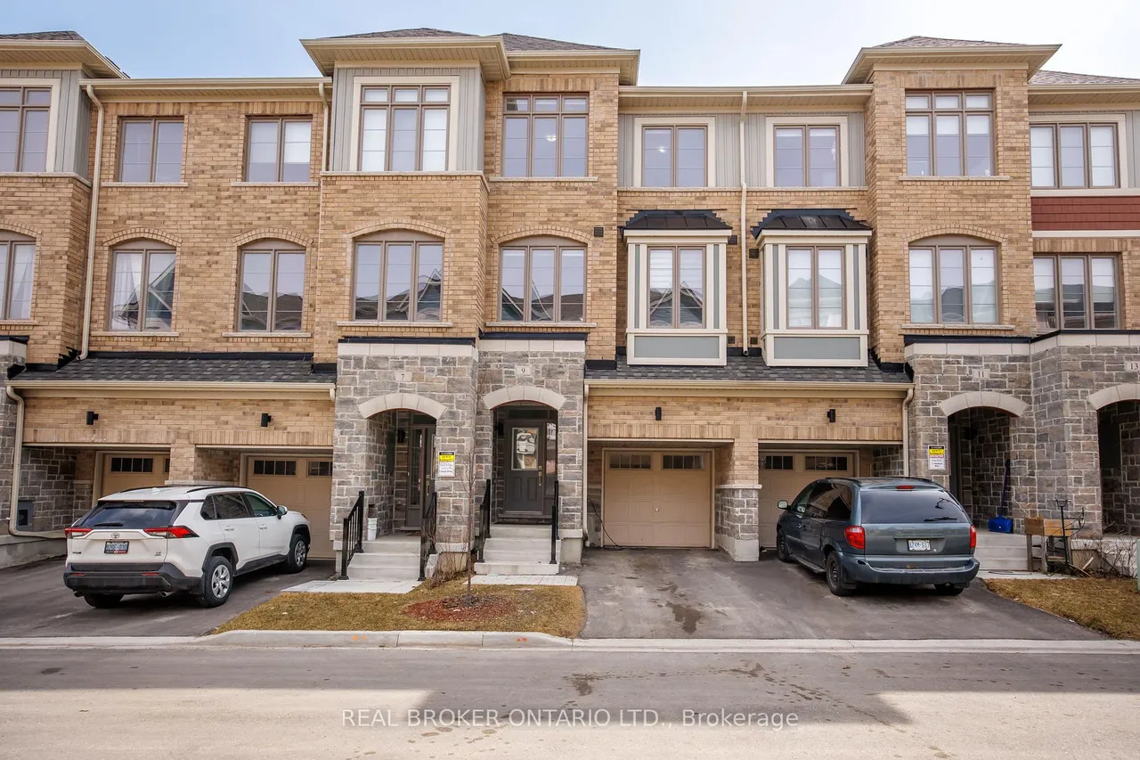 9 Nautical Way, Whitby, ON L1N 0N2