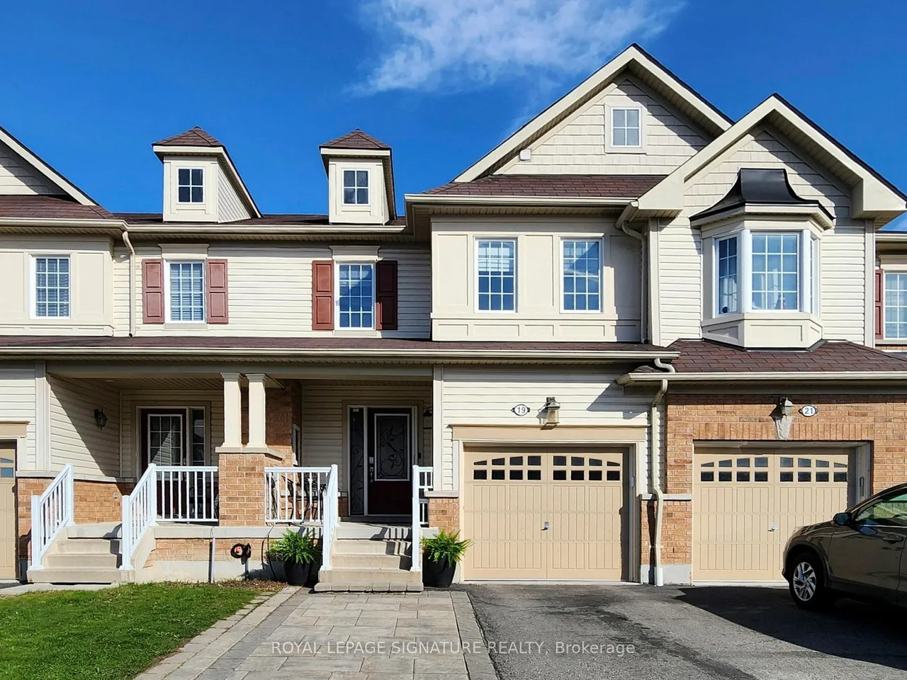 19 Gallimere Court, Whitby, ON L1N 0J5