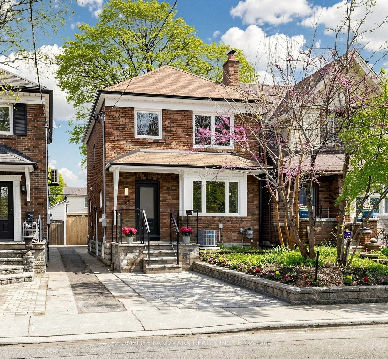 55 Chilton Road, Toronto E03, ON M4J 3C7