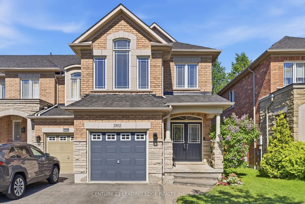 1910 Calvington Drive, Pickering, ON L1V 0B3