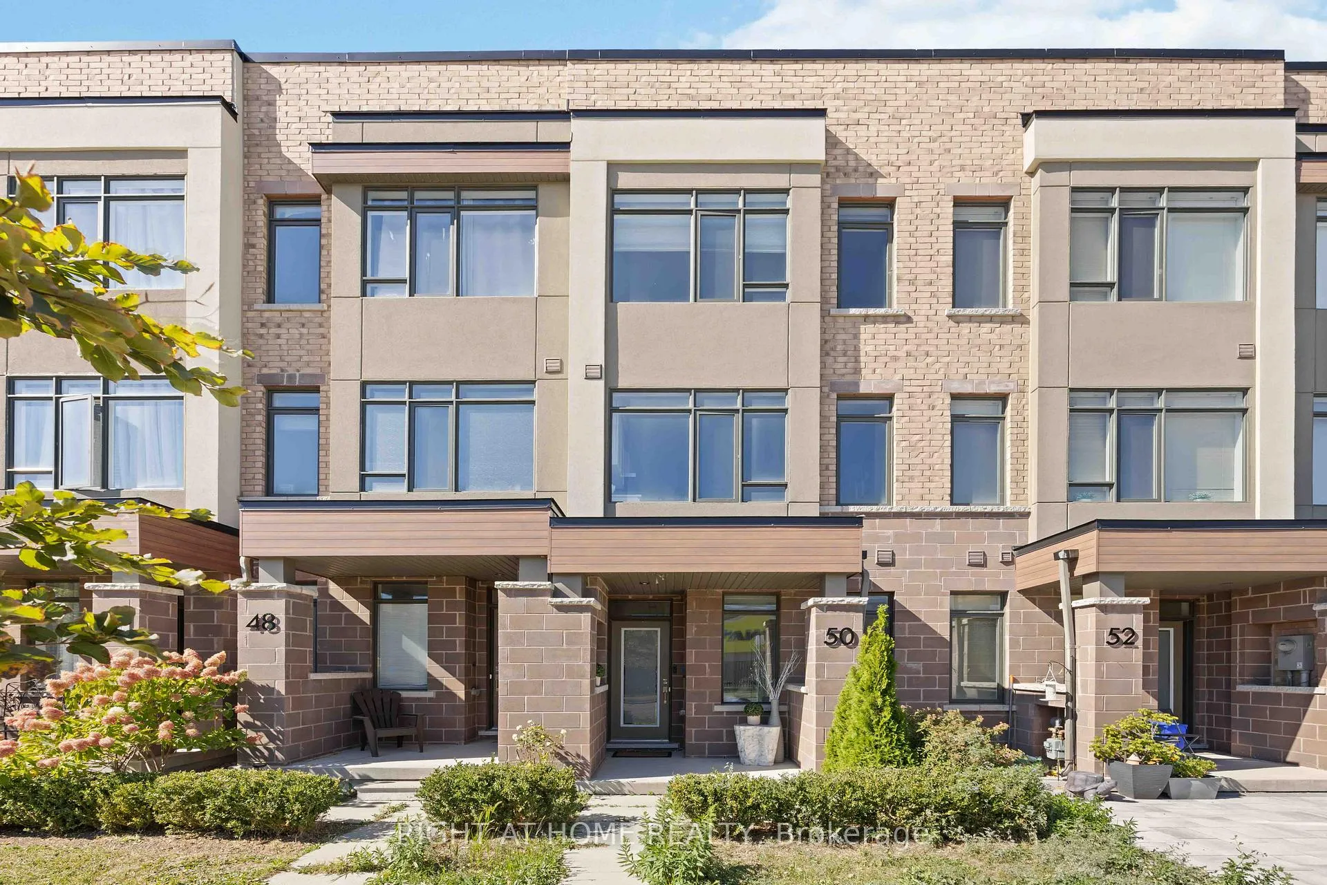 50 Troon Avenue, Vaughan, ON L6A 4Z2