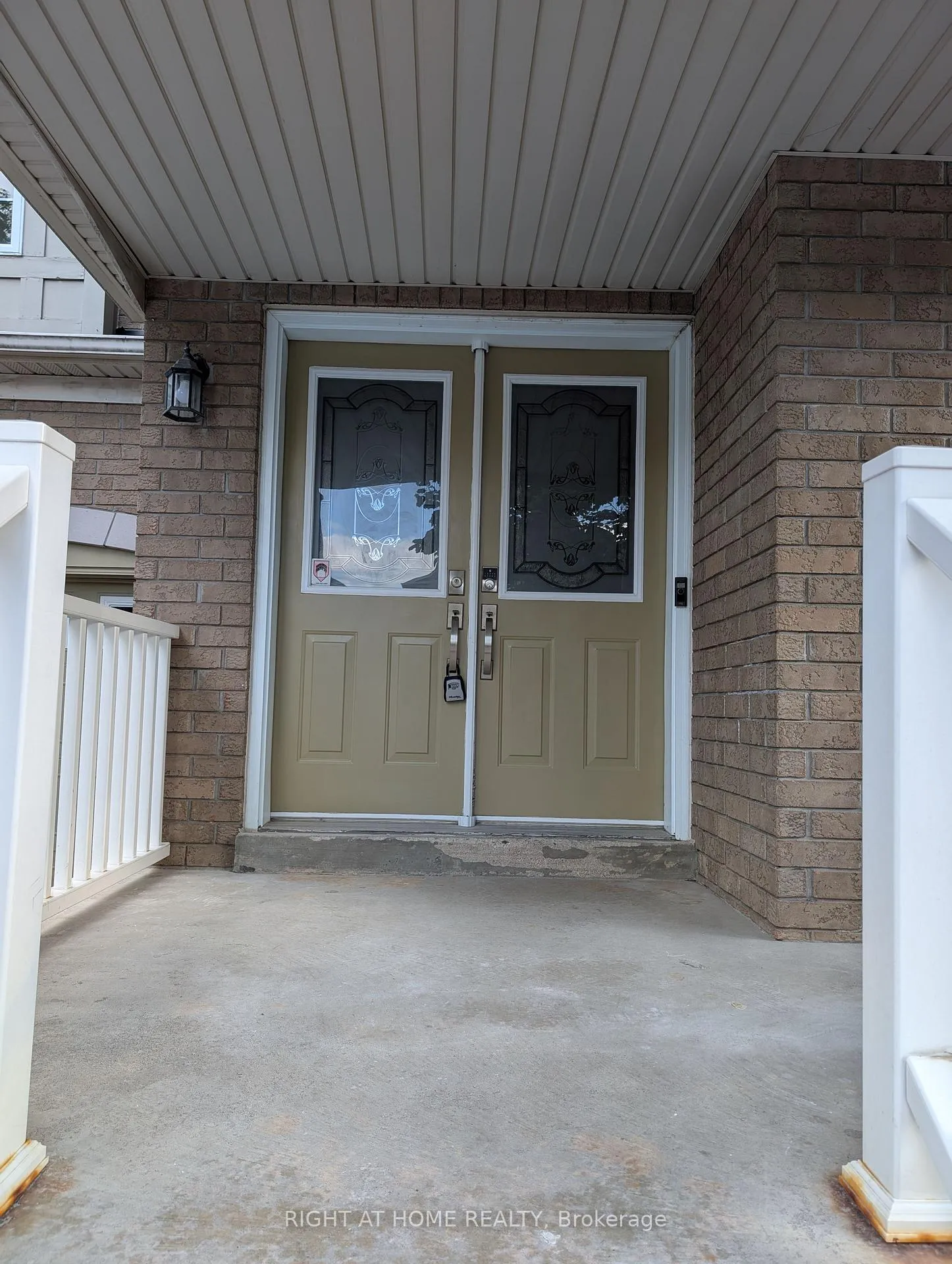 158 Hollywood hill Circle, Vaughan, ON L4H 2P2