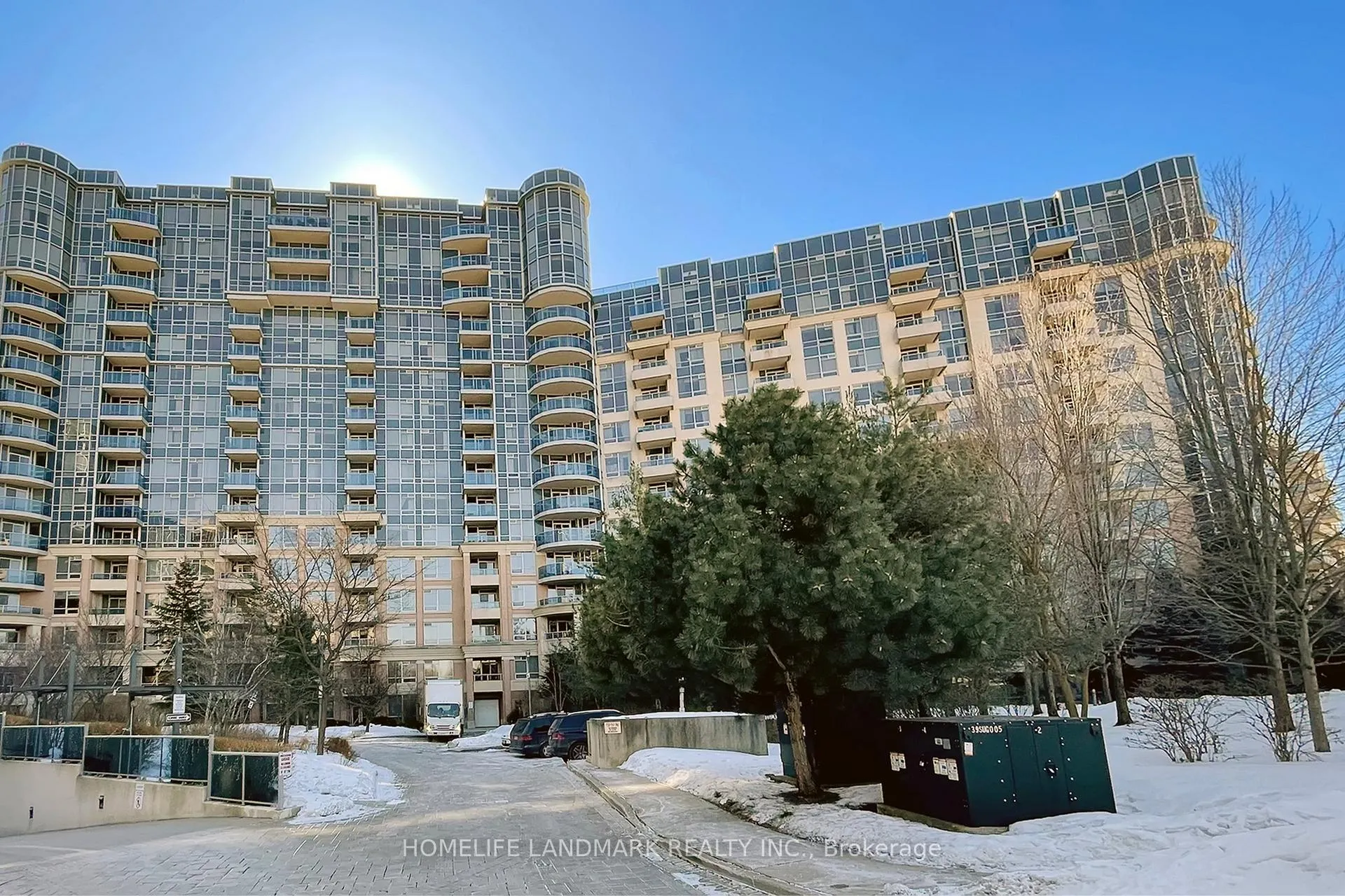 23 Cox Boulevard 163, Markham, ON L3R 7Z9