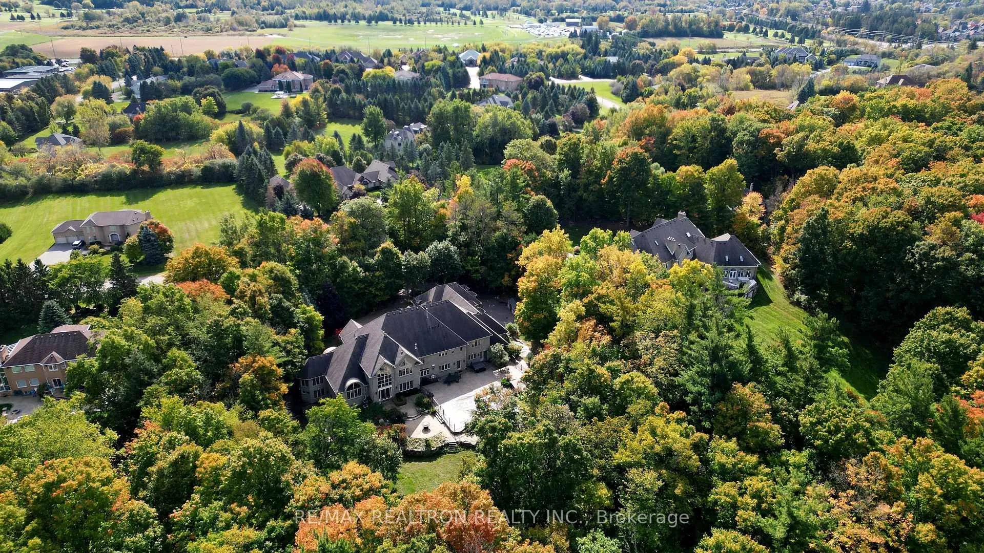 65 Offord Crescent, Aurora, ON L4G 3G8