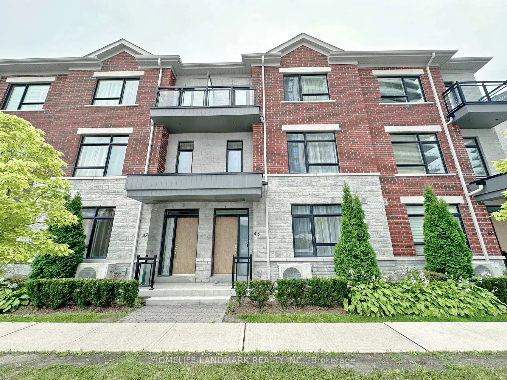 45 Gandhi Lane, Markham, ON L3T 0G4