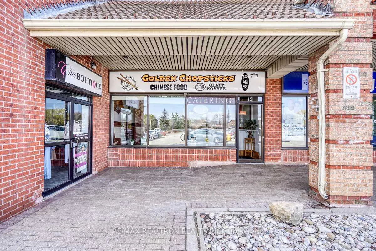 441 Clark Avenue 15, Vaughan, ON L4J 6W7