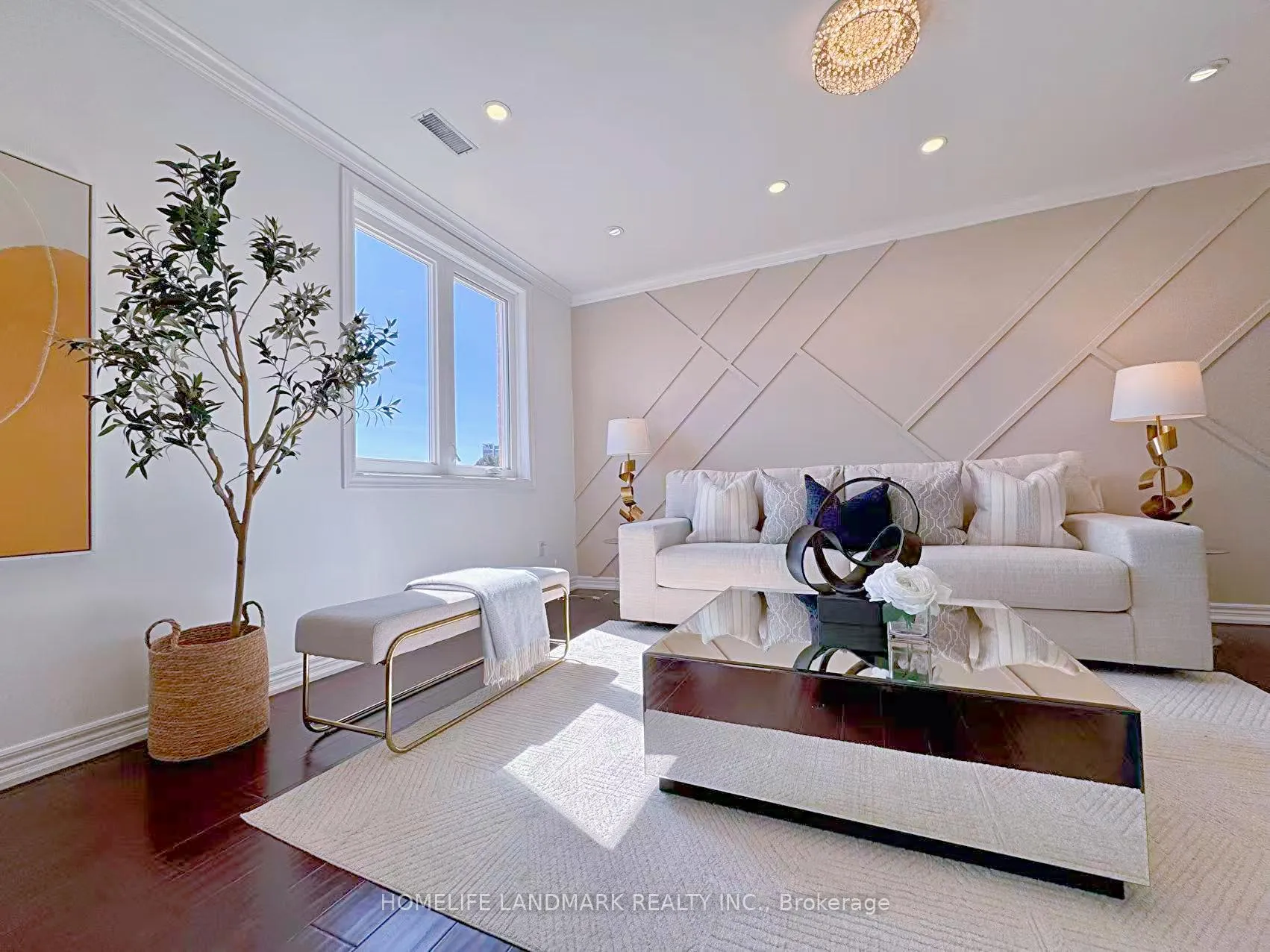 75 Weldrick Road E 614, Richmond Hill, ON L4C 0H9