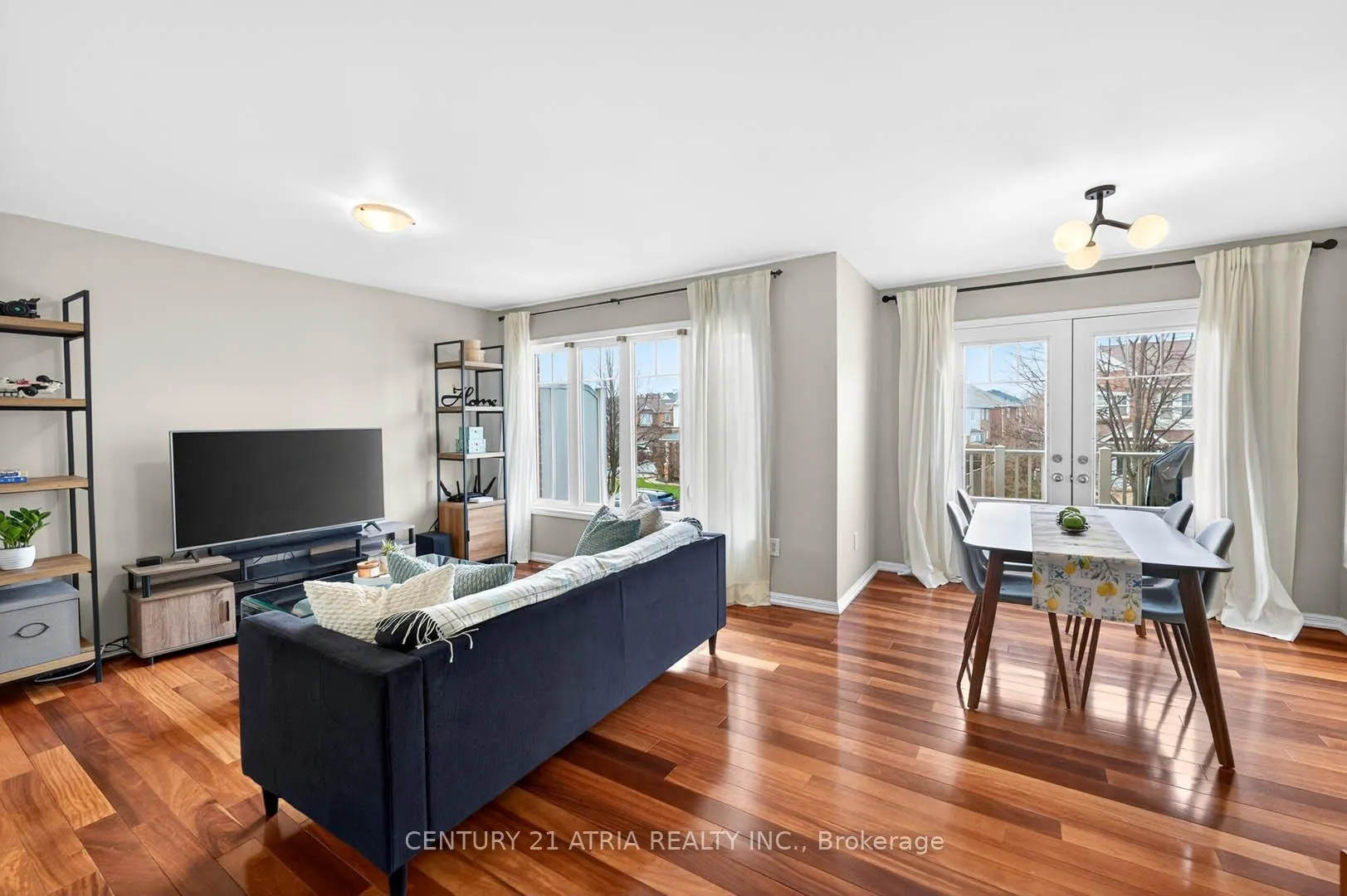 18 Cossey Lane, Whitchurch-Stouffville, ON L4A 0R1