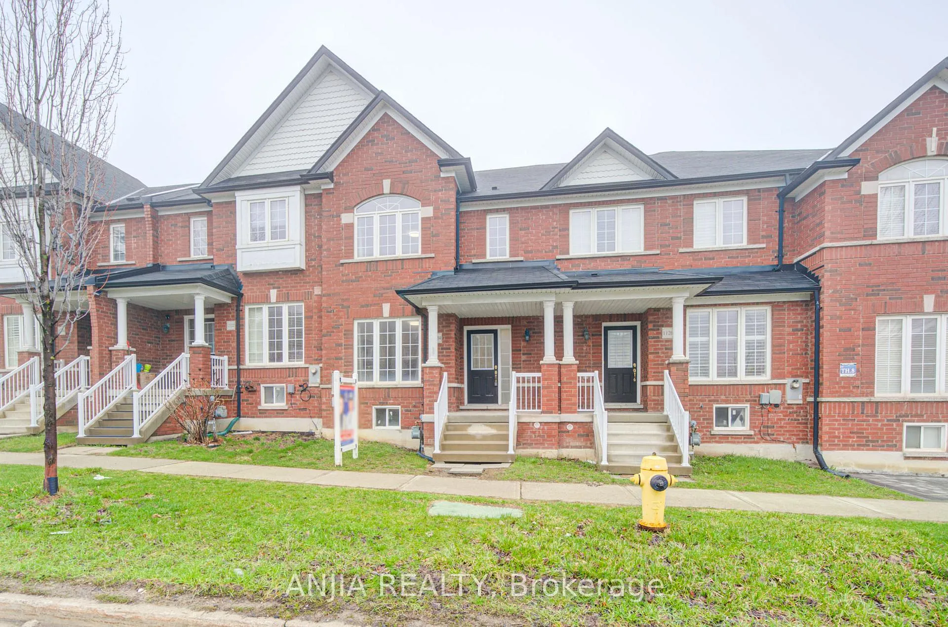1124 Bur Oak Avenue, Markham, ON L6E 0K9