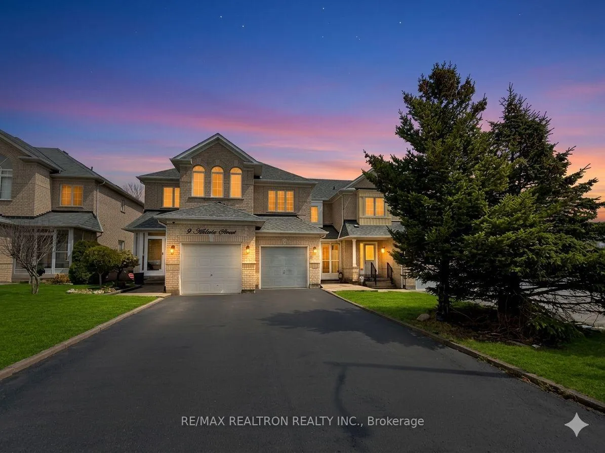 7 Abitibi Street, Richmond Hill, ON L4C 0R1