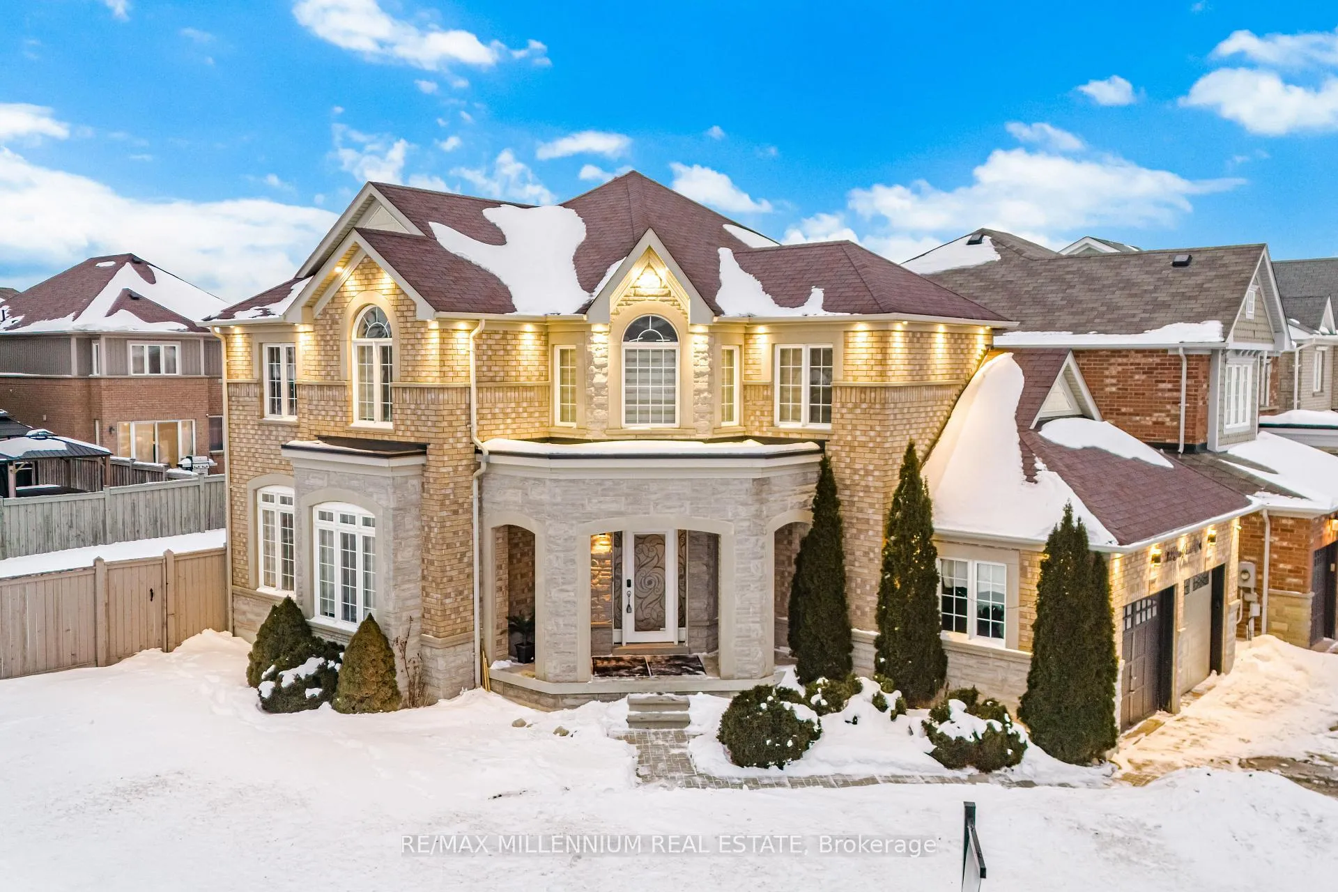 132 Blue Dasher Boulevard, Bradford West Gwillimbury, ON L3Z 0E5