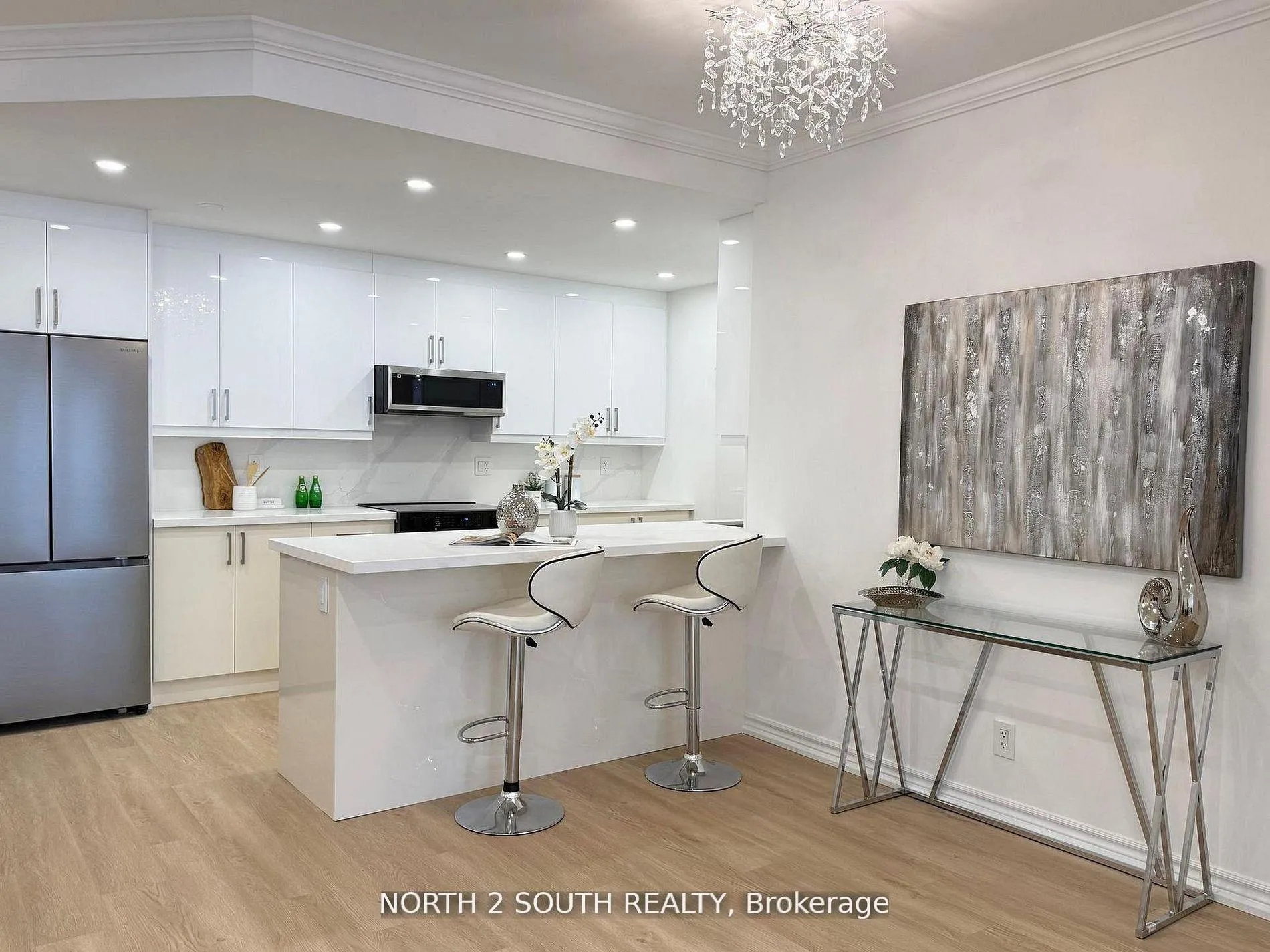 32 Clarissa Drive W PH27, Richmond Hill, ON L4C 9R7