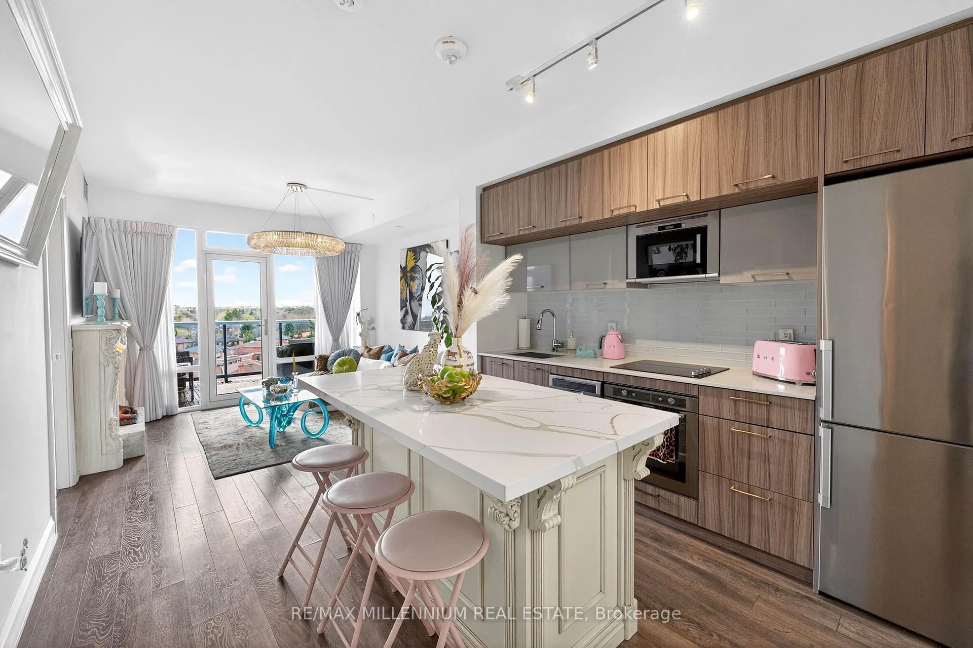 4800 Highway 7 Road 713, Vaughan, ON L4L 1H8