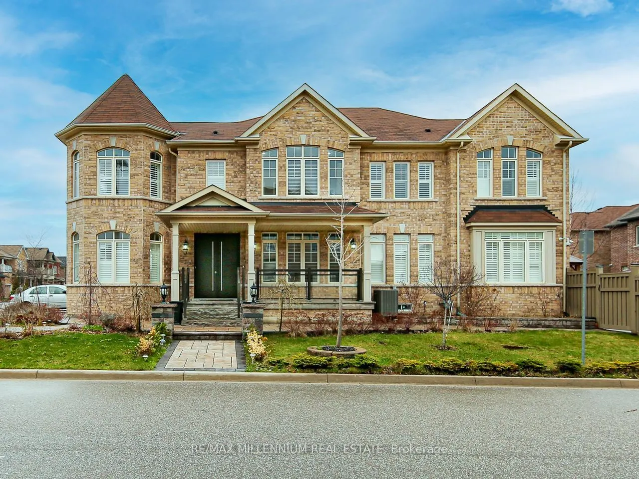 51 Kincardine Street, Vaughan, ON L4H 4H7