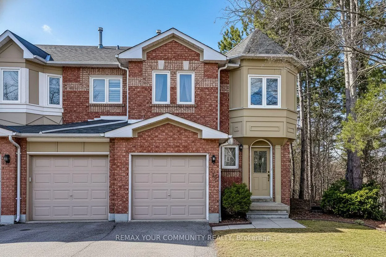 923 Caribou Valley Circle, Newmarket, ON L3X 1W9