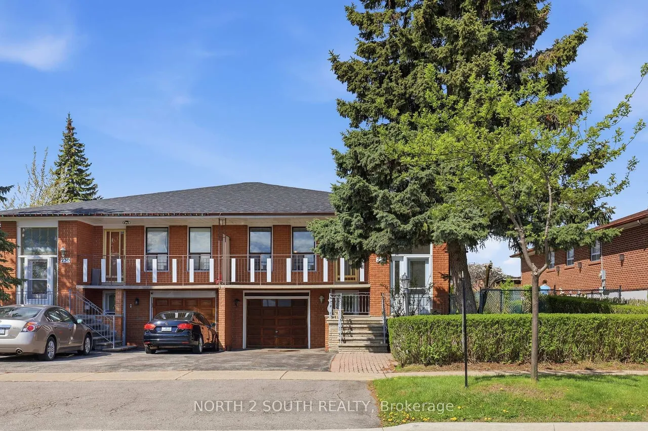 228 Andrew Park, Vaughan, ON L4L 1G2