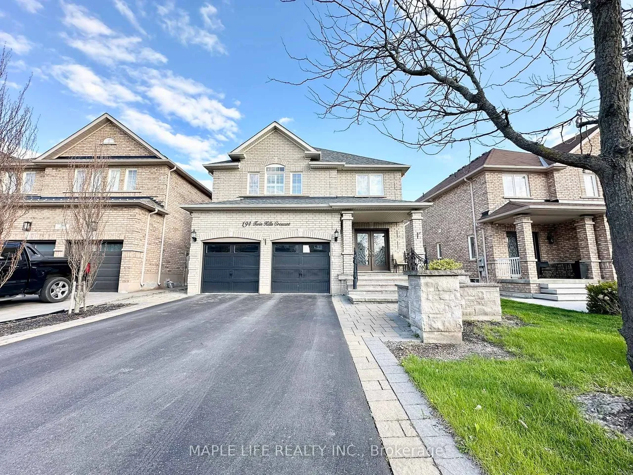 194 Twin Hills Crescent, Vaughan, ON L4H 0H2