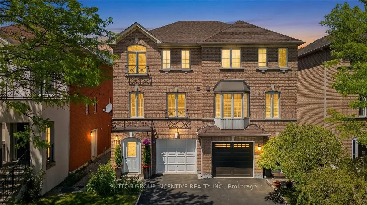 97 Yellowood Circle, Vaughan, ON L4J 8M3