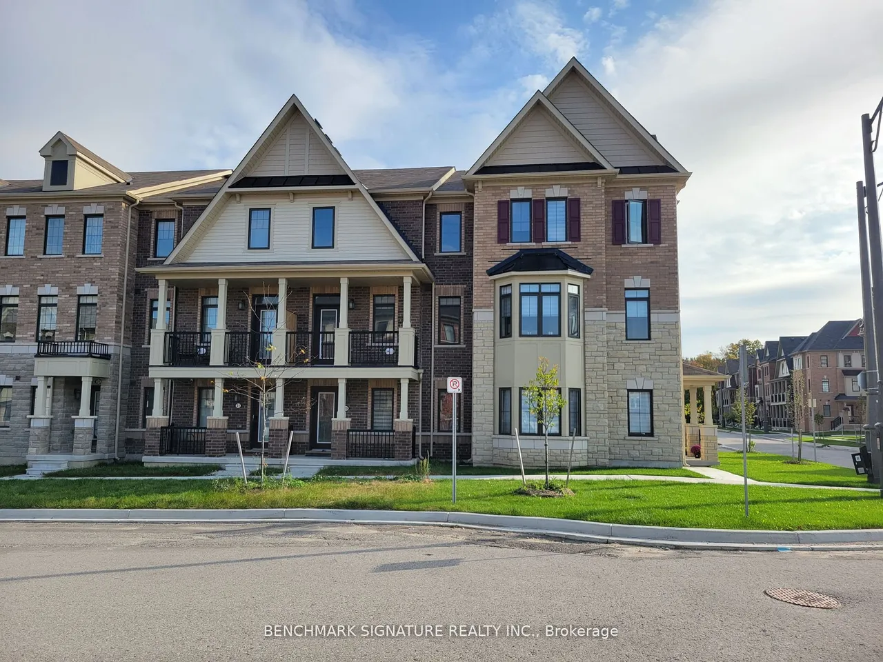 29 George Peach Avenue, Markham, ON L6C 0Z2
