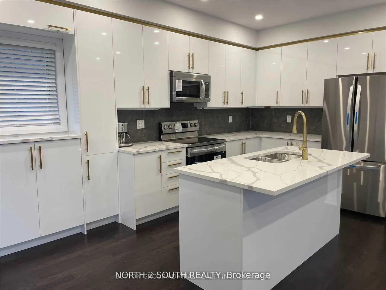 1376 Harrington Street, Innisfil, ON L0L 1W0