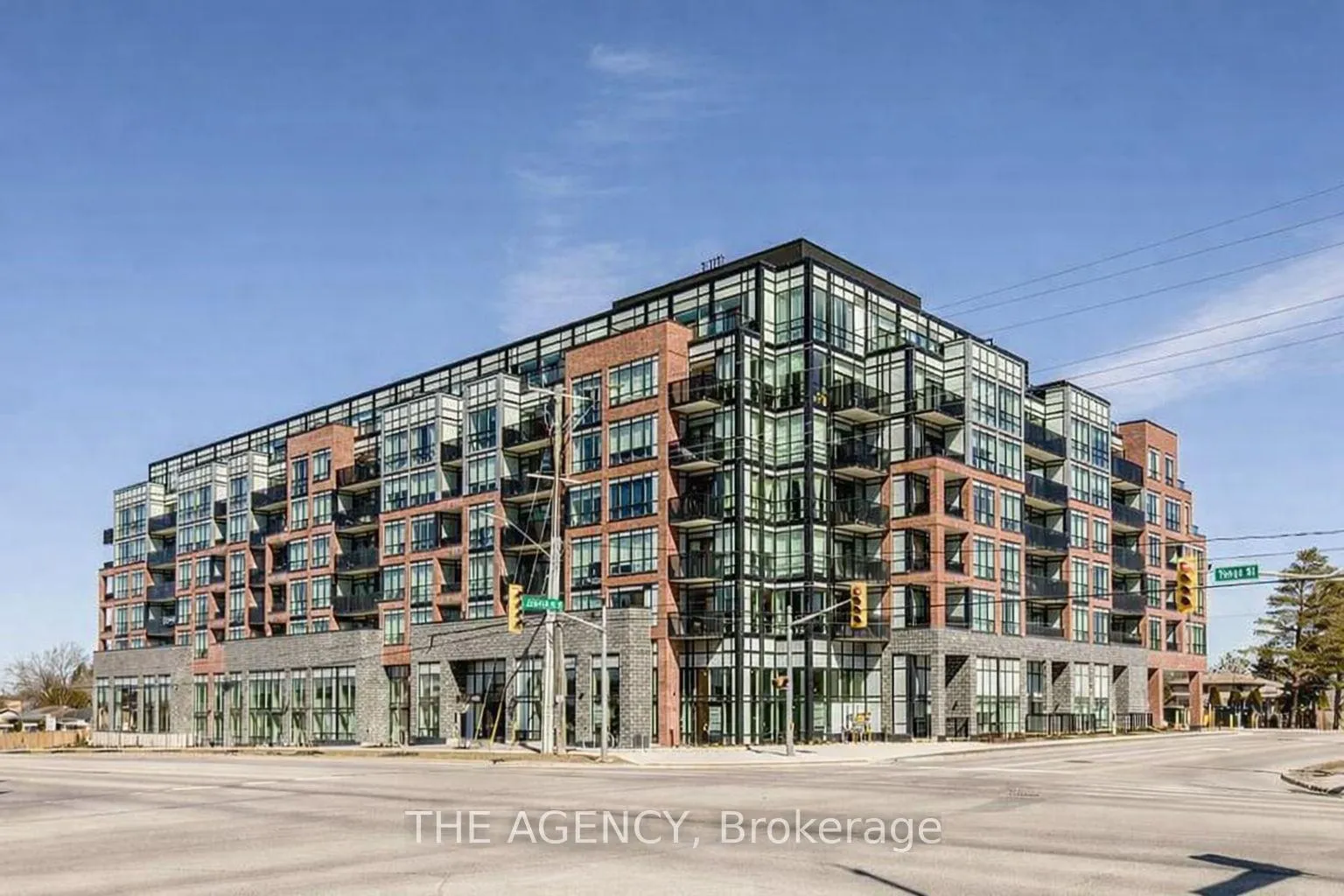 681 Yonge Street 327, Barrie, ON L4N 4E8