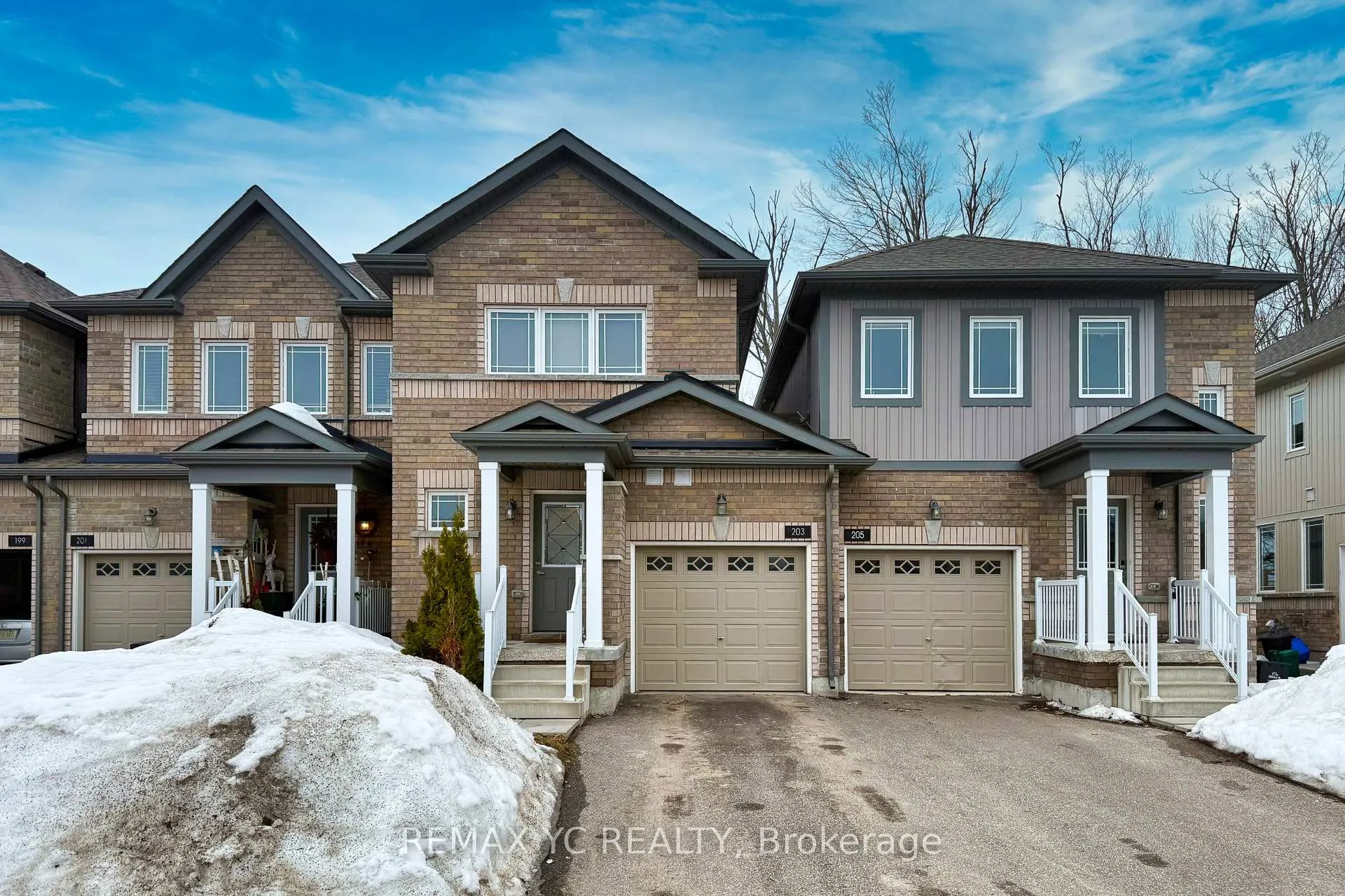 203 Diana Drive, Orillia, ON L3V 8J8